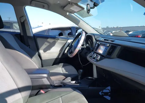 2015 Toyota Rav4 Le from USA, damaged, VIN JTMZFREV0FD043706